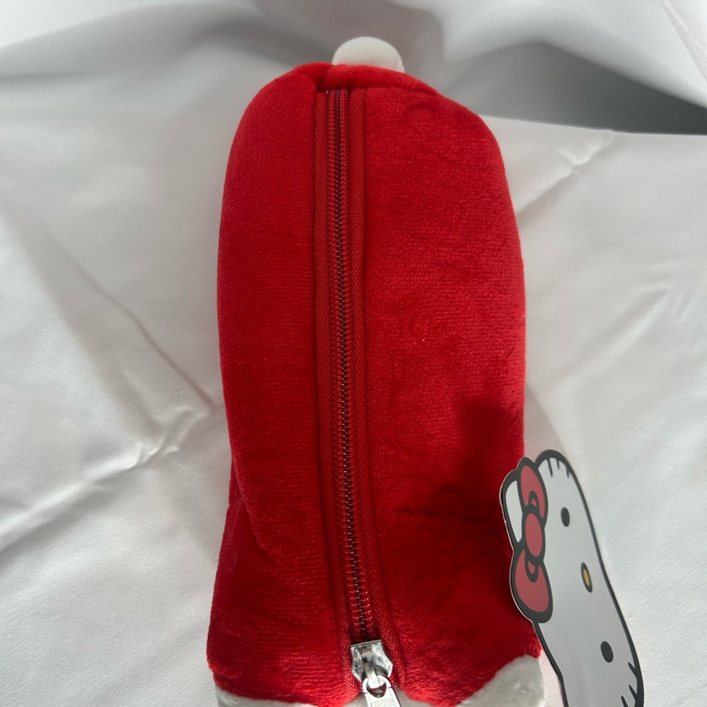 NWT Sanrio Hello Kitty Plush Pencil Case - Picture 4 of 6